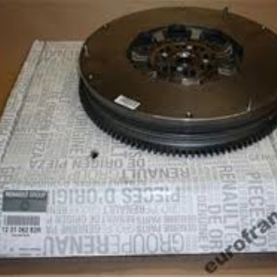 Master 3-III Debriyaj Volanı Oynar Göbek (Volant) Arkadan Çekişli123106282R-123005719R 